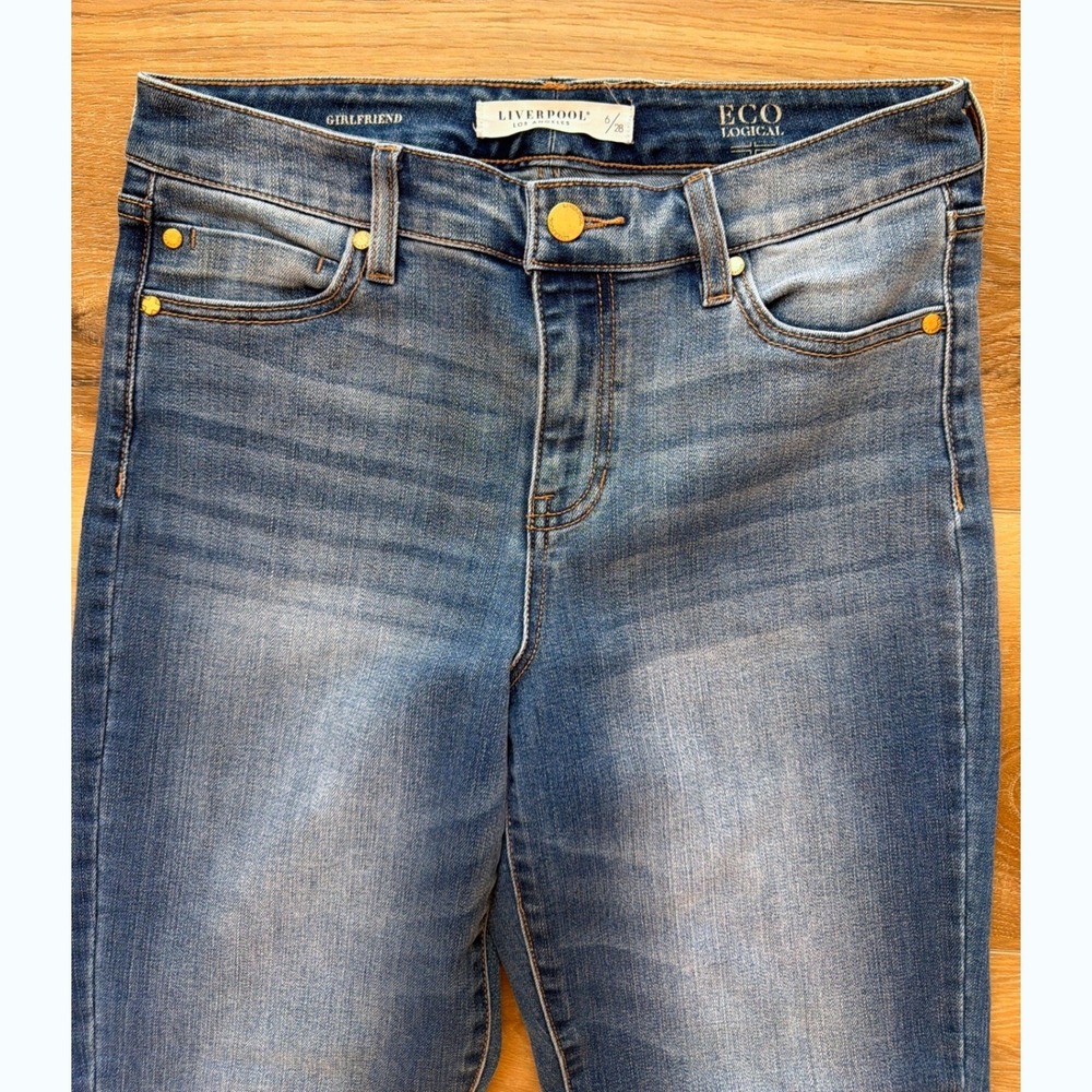 Liverpool Jeans Womens Size 6/28 The Girlfriend Denim Distressed Raw Hem Blue